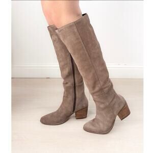 NAUGHTY MONKEY TARIAN TALL SUEDE BOOT IN TAUPE Size 10
